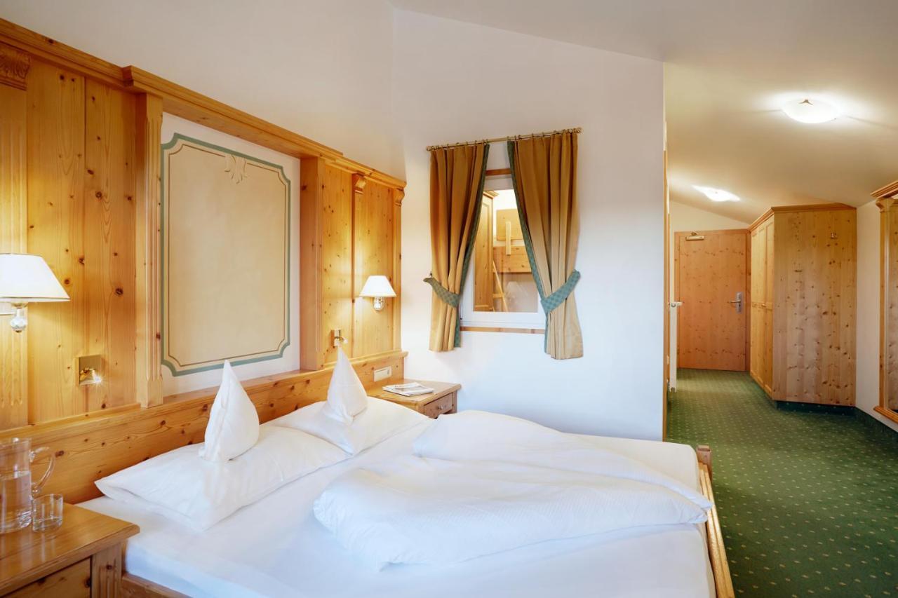 Familienhotel Maria Obereggen Exterior photo